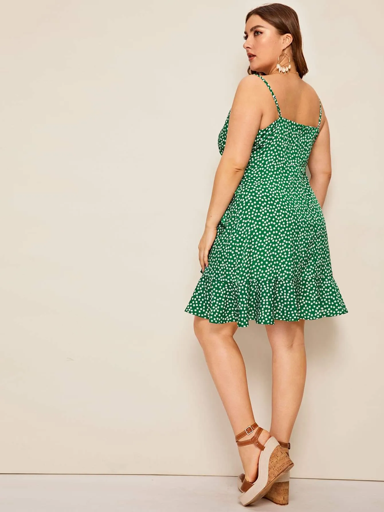 Plus Daisy Print Flounce Trim Tulip Hem Cami Dress